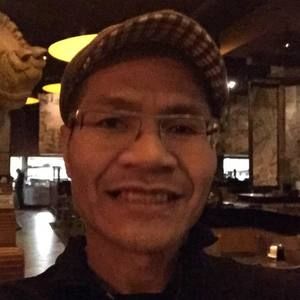 Meet your Posher, Etienne